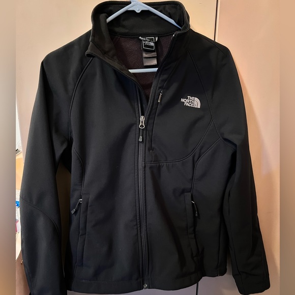 The North Face Jacket - Picture 2 of 5